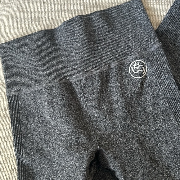 Set of 2 BGalvanized Leggings - Picture 7 of 9